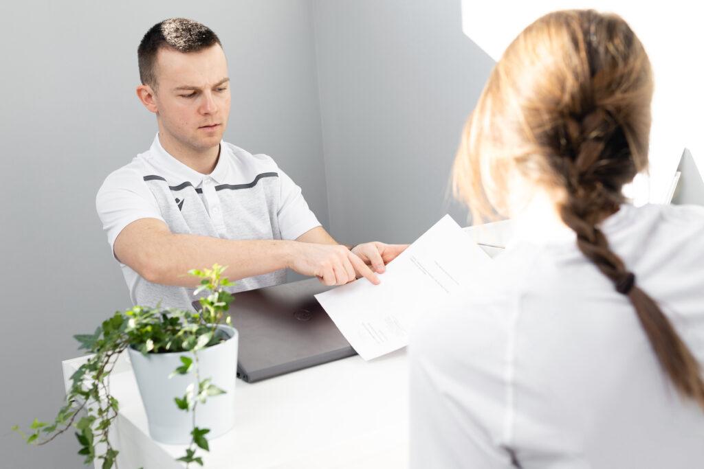Jak przygotować się do wizyty u fizjoterapeuty?
