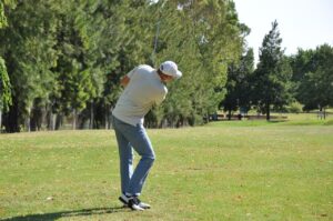 Łokieć golfisty diagnoza objawy i rehabilitacja