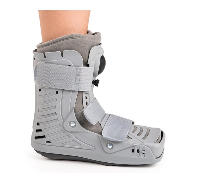 złamanie kości śródstopia