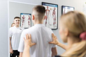 Wady postawy u dzieci - jak zapobiegać